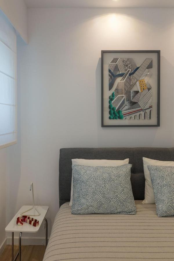 Brand New Apartment In Атина Екстериор снимка